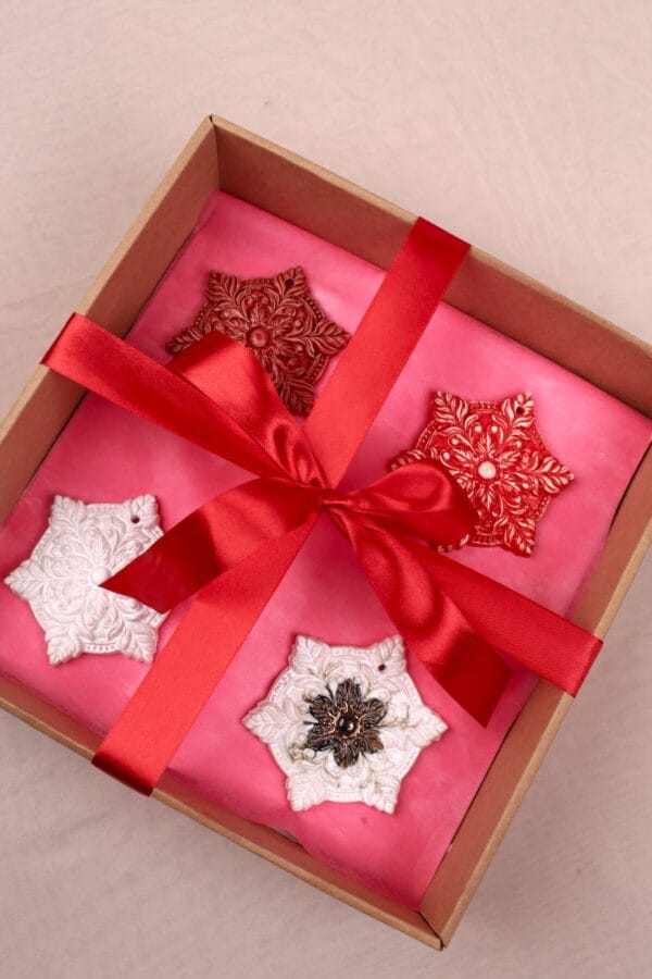 ნაძვის ხის სათამაშოების ნაკრები - "Fey Ceramic Studio • ფეი კერამიკ სტუდიო"