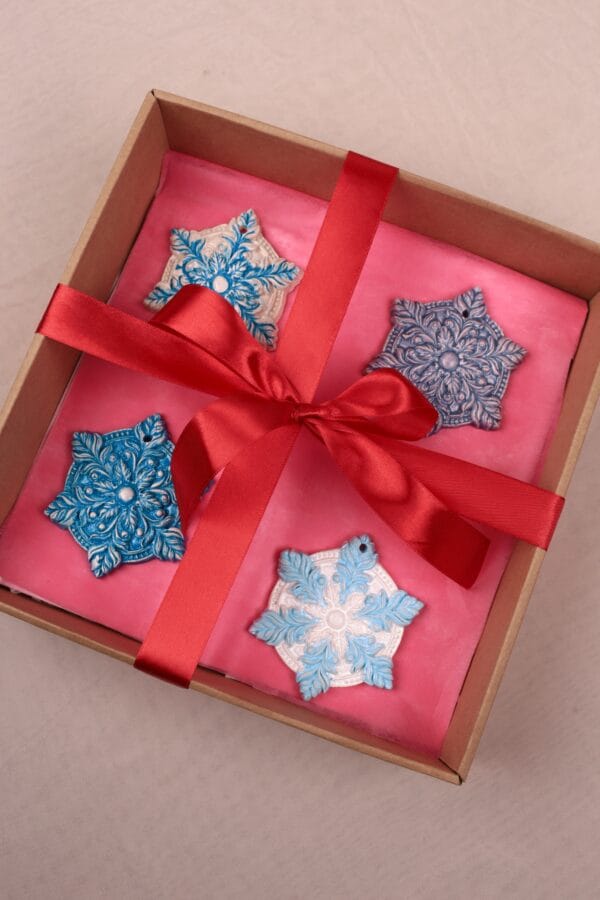 ნაძვის ხის სათამაშოების ნაკრები - "Fey Ceramic Studio • ფეი კერამიკ სტუდიო"