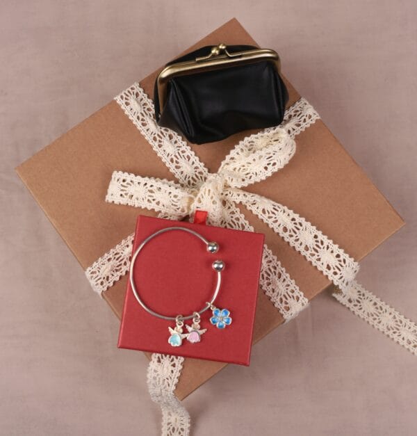 სასაჩუქრე ნაკრები ქალისთვის