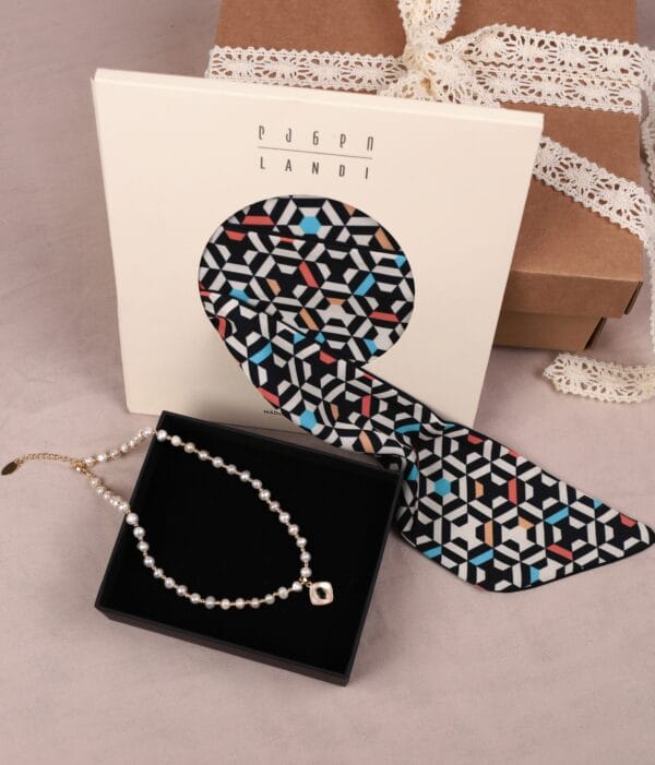 სასაჩუქრე ნაკრები ქალისთვის