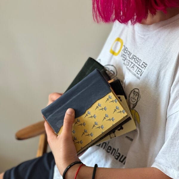 წიგნაკი გელათის ორნამენტით - "Tsignako • წიგნაკო"