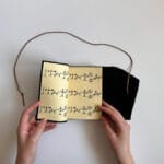 წიგნაკი ტყავის ყდითა და პიქტოგრამებით - "Tsignako • წიგნაკო"