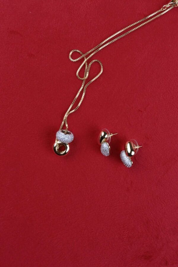 სასაჩუქრე ნაკრები - "MON JEWERLY • მონ ჯუელრი"