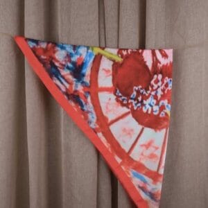 შარფი, ქოლგიანი ქალი - "გამა • GAMA"