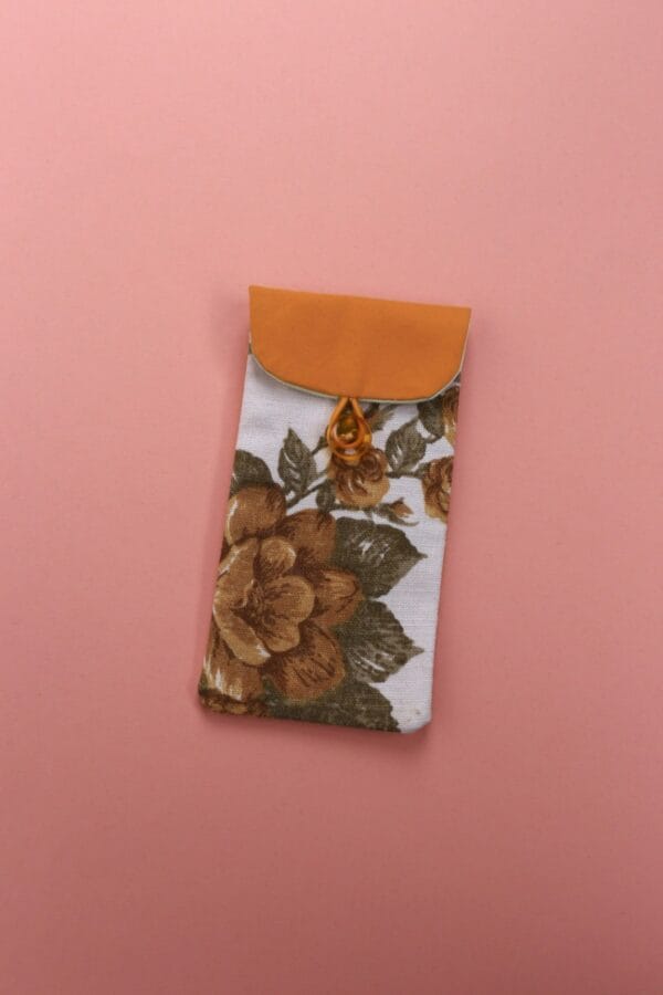 სათვალის ჩასადები - "ფეიქარი • Peikari"