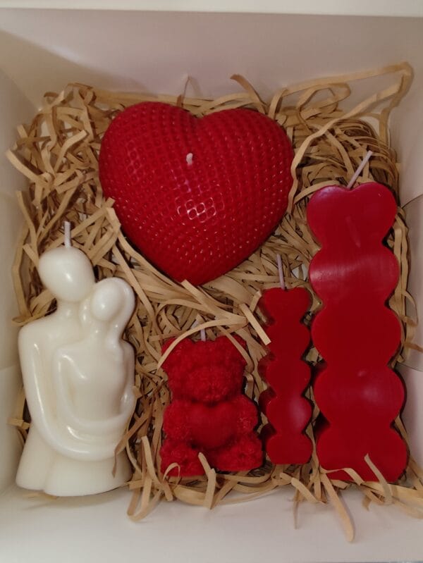 გულის ფორმის ნაკრები - "Soul Flame • ხელნაკეთი არომატული სანთლები"