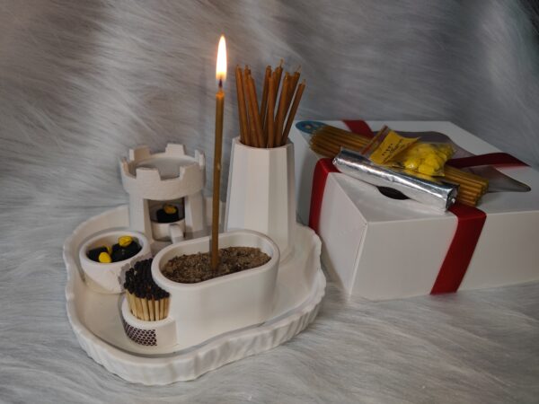 საეკლესიო ნაკრები საკმევლის კოშკით - "Soul Flame • ხელნაკეთი არომატული სანთლები"