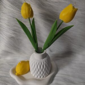 ყვითელი ტიტები - "Soul Flame • ხელნაკეთი არომატული სანთლები"