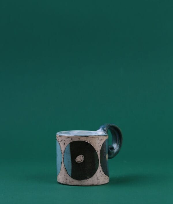 ჭიქა "სადაფის ხალიჩა" – “კერამიკ არტი • Ceramic Art”