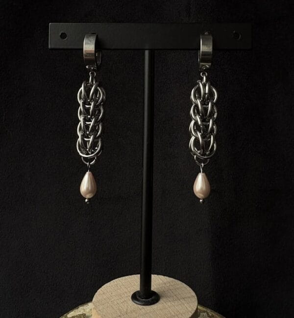 საყურე მარგალიტით - "Marmaria _  jewelry • მარმარია ჯუელრი"