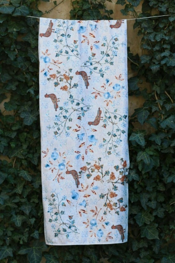 სააღდგომო რანერი - "Tamari's Scarves • თამარის შარფები"