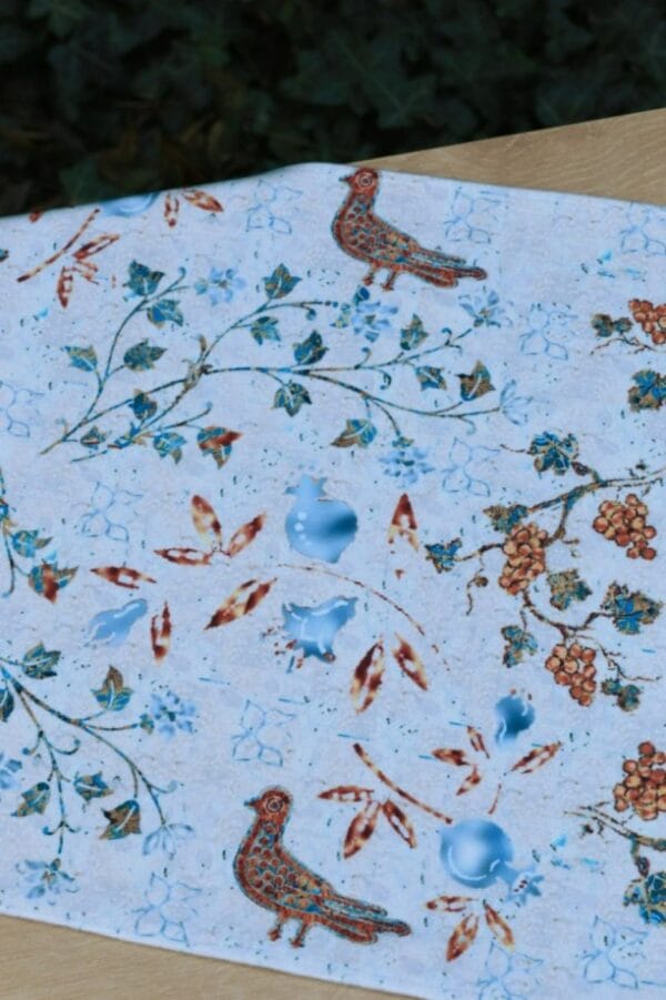 სააღდგომო რანერი - "Tamari's Scarves • თამარის შარფები"