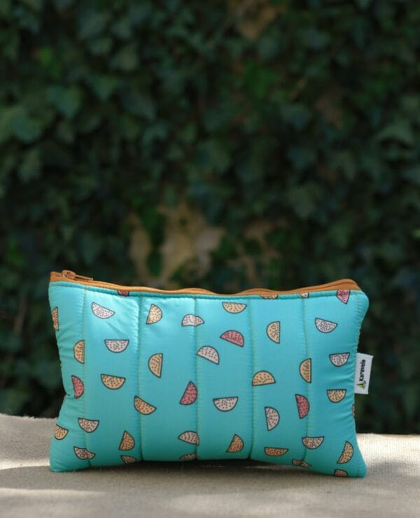 კოსმეტიკის ჩანთა - "კარაველა • Karavela"