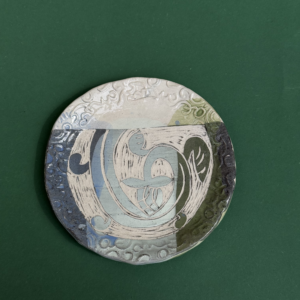 თეფში "სადაფის ხალიჩა" – “კერამიკ არტი • Ceramic Art”